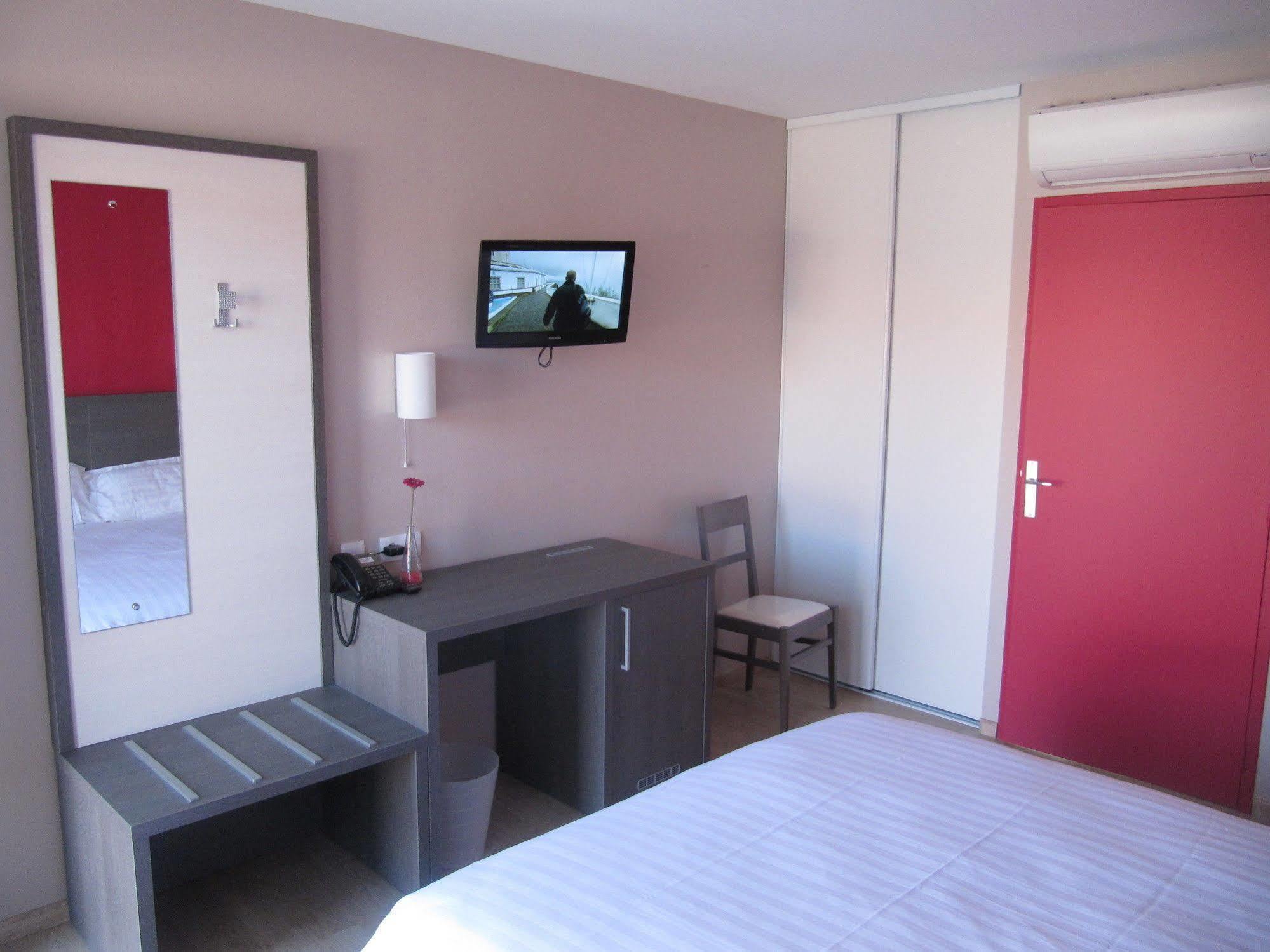 Hotel Cantal Cottages Saint-Georges  Dış mekan fotoğraf